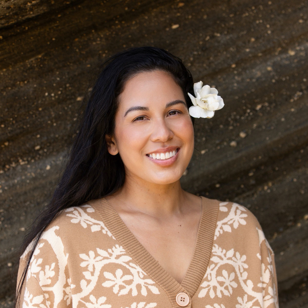 JT Ojerio, artist of Aloha de Mele